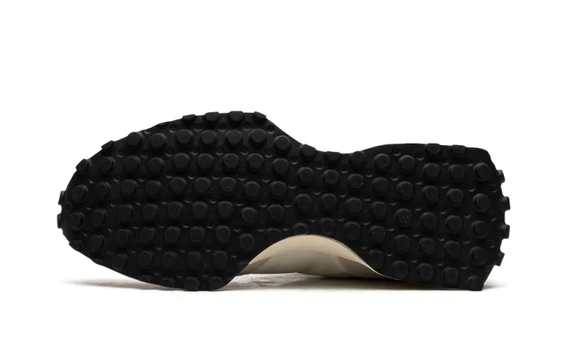 New Balance 327 327 'Sea Salt Black'